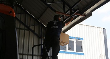 Nilüfer'de Kaçak İş Yeri Yıkıldı