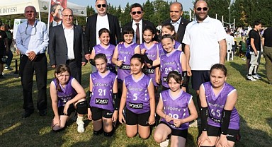 Osmangazi’de kız çocukları için Mini Voleybol Şenliği