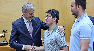 Sakarya Büyükşehir'in geleneği bu bayram da bozulmadı