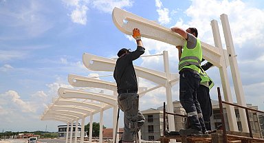 Sakarya'da metrobüs için 10 noktada eş zamanlı çalışma