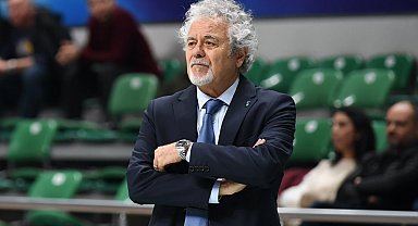 Tofaş'ta Başantrenör Cem Akdağ ile yol ayrılığı