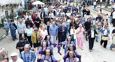 Trilye, zeytinin çiçeğiyle doğuyor