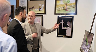 Yalçın Eroğlu'nun ödüllü karikatürleri Bursa İnegöl'de görücüye çıktı
