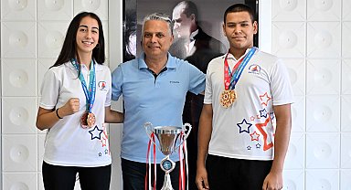 Antalya Muratpaşa'nın altın yumrukları