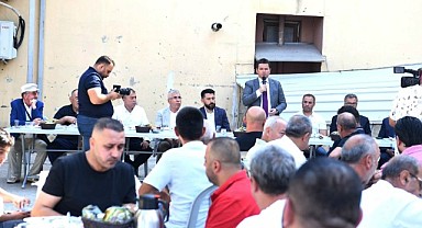 Başkan Aydın halkın dertlerini dinleyerek çözümler üretiyor