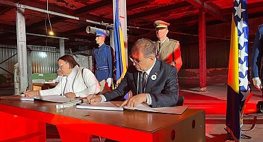 Başkan Tugay Bosna'da Srebrenitsa Katliamı'nın kurbanlarını andı