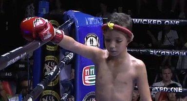 Bostanlısporlu Mert, Taylandlı rakibiyle yenişemedi