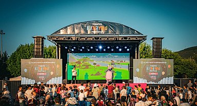 Bursa Kültür Yolu Festivali'nde çocuk hem eğlendi, hem de sanatı öğrendi