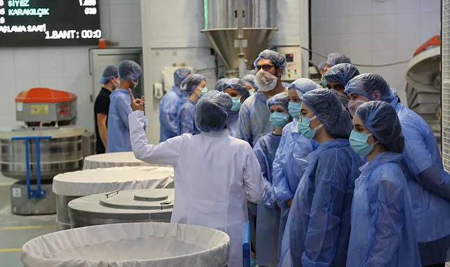 Bursalı gençlerden BESAŞ'a teknik gezi