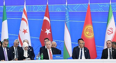 Cumhurbaşkanı Erdoğan, ECO Zirvesi'nde enerji, çevre ve bölgesel barış mesajları verdi