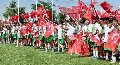 Geleceğin sporcuları Kayseri Şeker'le yetişiyor
