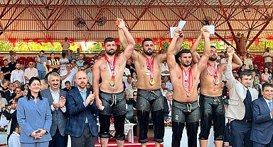 Gölcük Belediyespor pehlivanı Kırkpınar'da göz doldurdu
