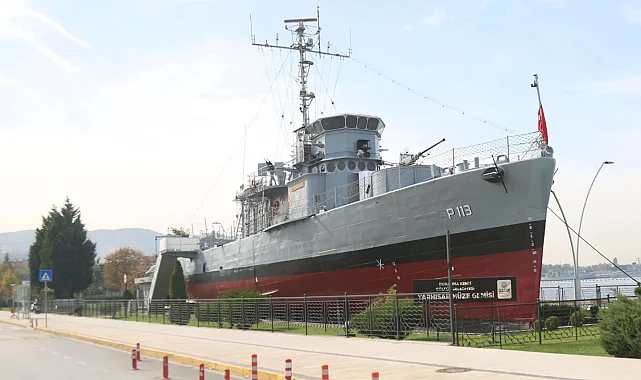Gölcük'te Yarhisar müze geminin ziyaret günlerine ayar
