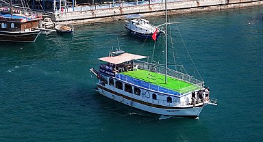 Güllük–Kıyıkışlacık arasında deniz ulaşımı başladı