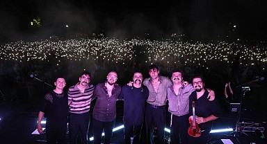 İnegöl’de festival heyecanı, Dedublüman konseriyle zirveye ulaştı