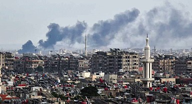 İsrail, Suriye Savunma Bakanlığı'nı Vurdu