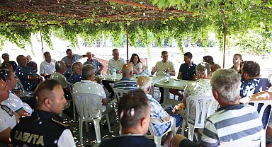 İzmir'de Başkan Tugay'dan yangınzedelere destek ziyareti