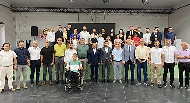 Karacaoğlan'ın torunlarından muhteşem eser... Düziçi'nin güzellikleri dünyaya tanıtılıyor