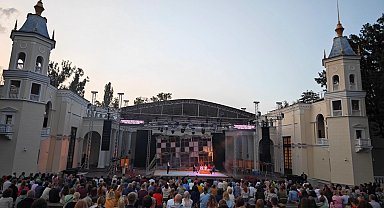 Kocaeli Şehir Tiyatroları dünya sahnesinde