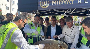 Mardin Midyat'ta aşure ikramı
