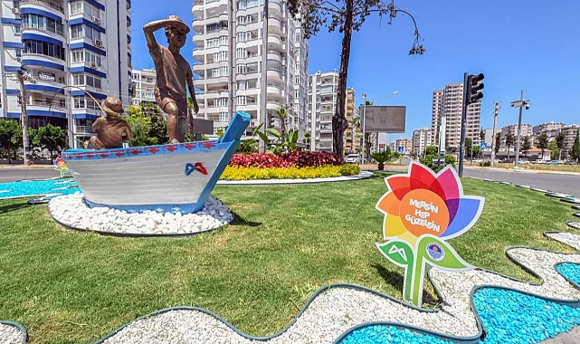 Mersin'de kent estetiğine yaz dokunuşu
