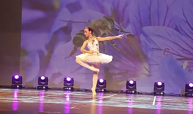 Muğlalı gençlerden büyüleyen bale performansı