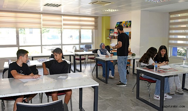 Öğrencilerin heyecanla beklediği yaz okulu başladı