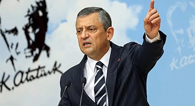 Özel'den Zehir Zemberek Sözler