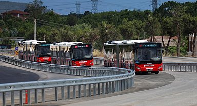 Sakarya'da metrobüsler seferlerine başladı