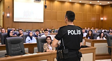 Stajyerler oryantasyon eğitiminde