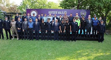 Terfi eden Kayseri polisi ödüllendi