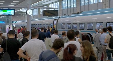 Türkiye 'yüksek hızlı'yı sevdi! Ankara-İstanbul hattı 38 milyonu taşıdı