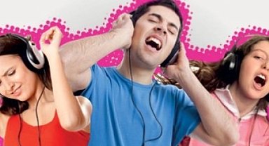 Üniversitelinin müzik karnesi belli oldu! Her 10 gençten 9'u her gün müzik dinliyor!