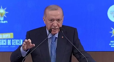 AK Parti Kongre Merkezi'nde Gençlik Coşkusu
