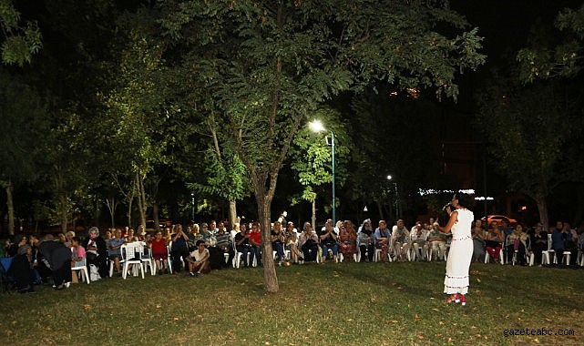 Ataevler Mahallesi’nde renkli gece