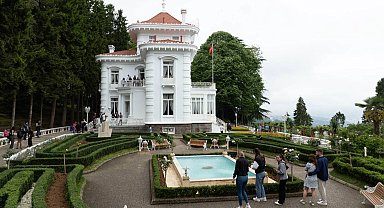 Atatürk Köşkü yüz binlerce ziyaretçi ağırladı