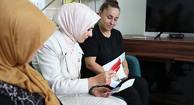 Bakan Göktaş, Erdoğan'ın mektubunu Yalova'da şehit ailesine ulaştırdı