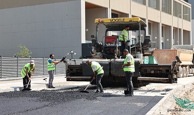 Balkan Mahallesi’nde yollar asfaltlanıyor