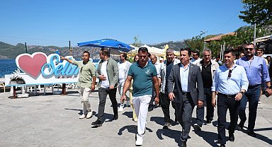 Başkan Aras Marmaris'te vatandaşlarla bir araya geldi