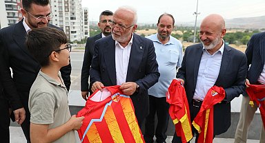 Başkan Çolakbayrakdar, Genel Başkan Vekili Elitaş'ı ağırladı