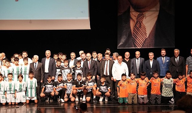 Belediyespor'dan 3 Kupa Birden