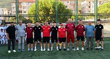 Bursa Gemlik'te yaz tatili sporla değerlendiriliyor