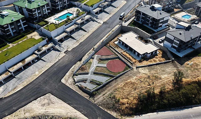 Bursa Gemlik'te yol çalışmalarıyla konforu artırıyor