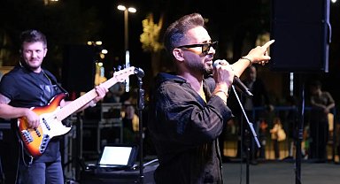 Bursa İnegöl Aydın Şahin'le coştu