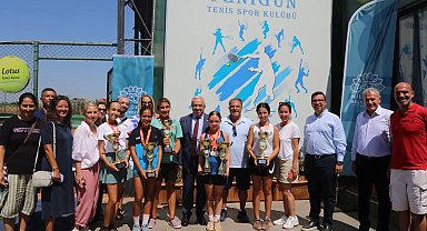 Bursa Nilüfer'de genç raketler mücadele etti