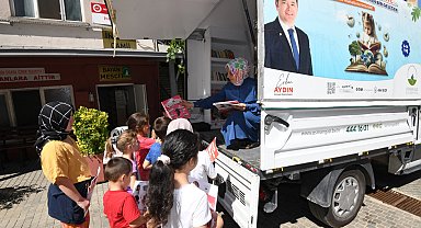 Bursa Osmangazi'de gezici kütüphane 1 yıldır yollarda