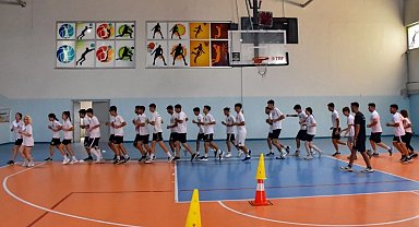 DBB, öğrencileri BESYO sınavlarına ücretsiz hazırlıyor