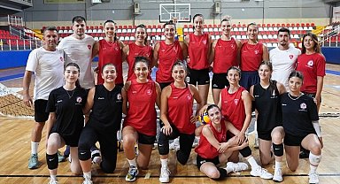 Denizli Büyükşehir'de hedef Sultanlar Ligi