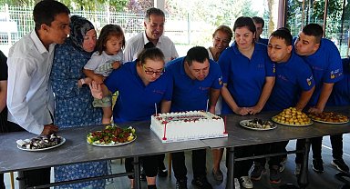 Düzce'de Kusursuz Kafe 9 yaşında