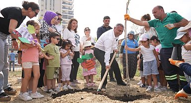 Fidanlar; yanan ormanlar, çocuklar ve Zeydan Karalar için dikildi